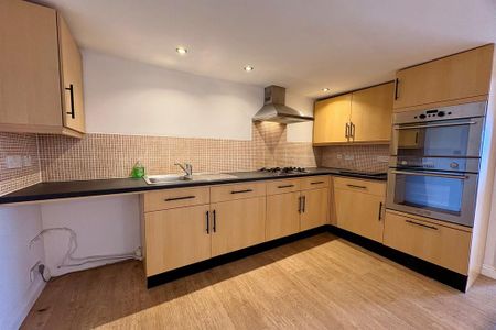 1 bedroom flat to rent - Photo 5