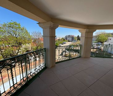 Location appartement 3 pièces, 66.00m², Le Plessis-Robinson - Photo 2