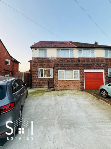 1 bedroom in a house share to rent - Photo 4