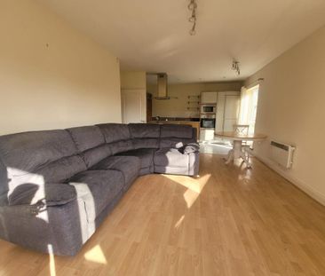 2 bedroom flat to rent - Photo 5