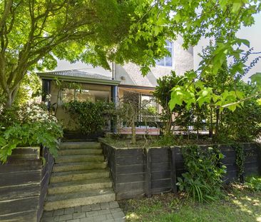 Lovely 3-bedroom family home! - Photo 2