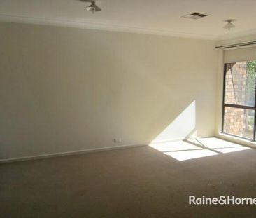 Spacious Living in Castle Hill - Photo 6