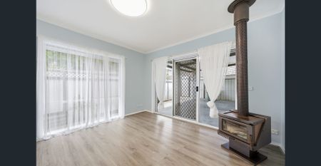 Spacious Family Living with Flexible Layout in Prime Mitcham Location - Photo 4