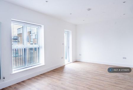 1 bedroom flat to rent - Photo 2