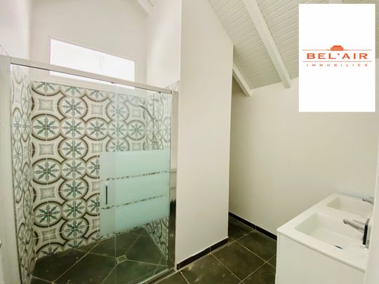 Location Appartement 5 pièces 121m² LE VAUCLIN 97280 - Photo 1