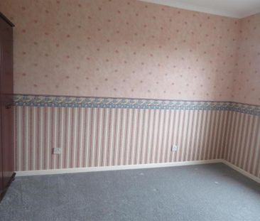14 James Street, Lurgan, BT66 6BS - Photo 3