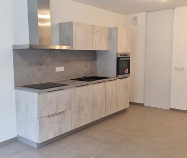 Location Appartement 2 pièces 42m² CHAMBERY 73000 - Photo 2