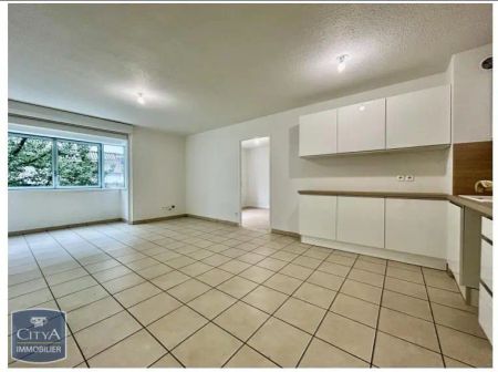 Appartement à louer 3 pièces 59.3m² - Photo 3