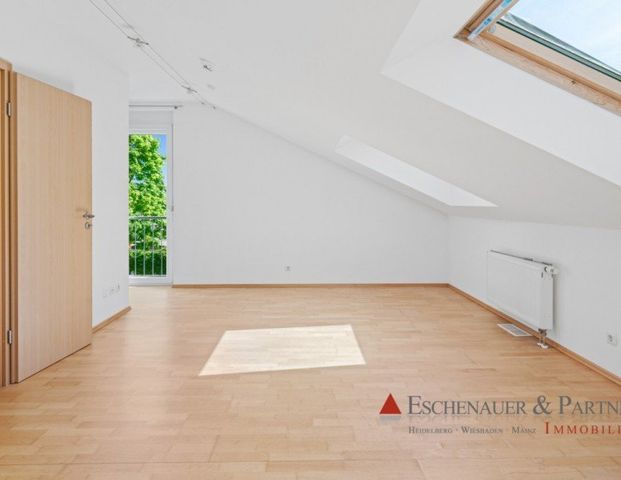 Schönes Reihenendhaus in familienfreundlicher Lage in Mainz-Lerchenberg - Photo 1