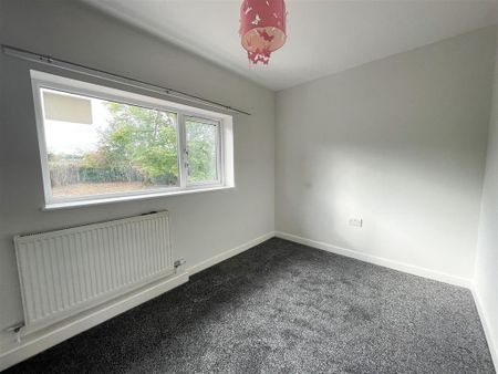 10 bedroom detached house to rent - Photo 3