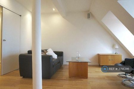 2 bedroom flat to rent - Photo 2