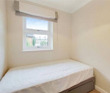 4 bedroom terraced house to rent - Photo 3