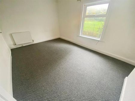 2 bedroom house to rent - Photo 2