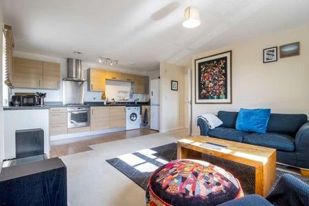 Forstall Way, Cirencester, Gloucestershire, GL7 - Photo 5