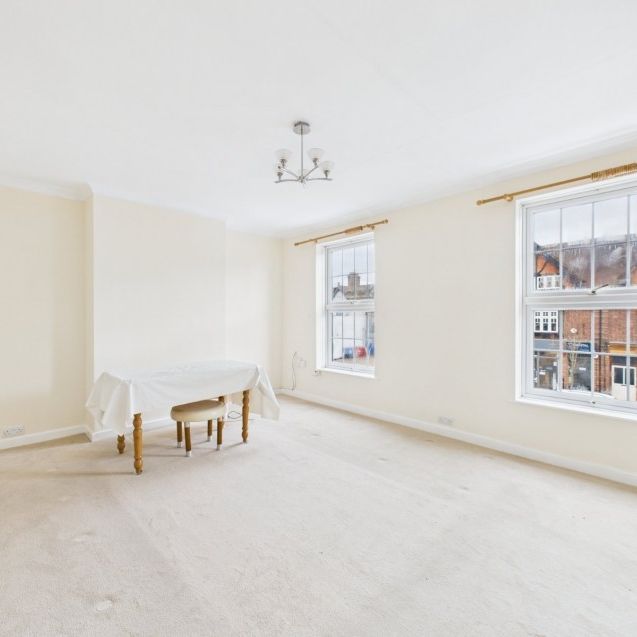 Hill Avenue, Amersham, Buckinghamshire,HP6 - Photo 1