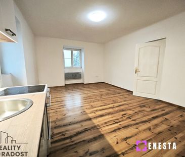 Pronájem bytu 2+kk 45 m² - Photo 1