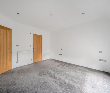 3 bedroom detached house to rent - Photo 4