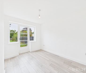 3 bedroom Semi-detached House - Crawford Road, Hatfield - Photo 5