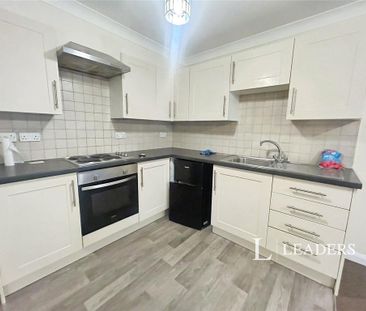 1 bedroom flat to rent - Photo 3