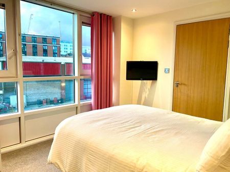 2 bedroom apartment to rent - Photo 4