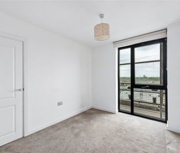 Eagle Heights, N17, London - Photo 3