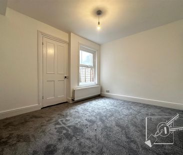 Fosse Road, Tonbridge, Kent - Photo 6