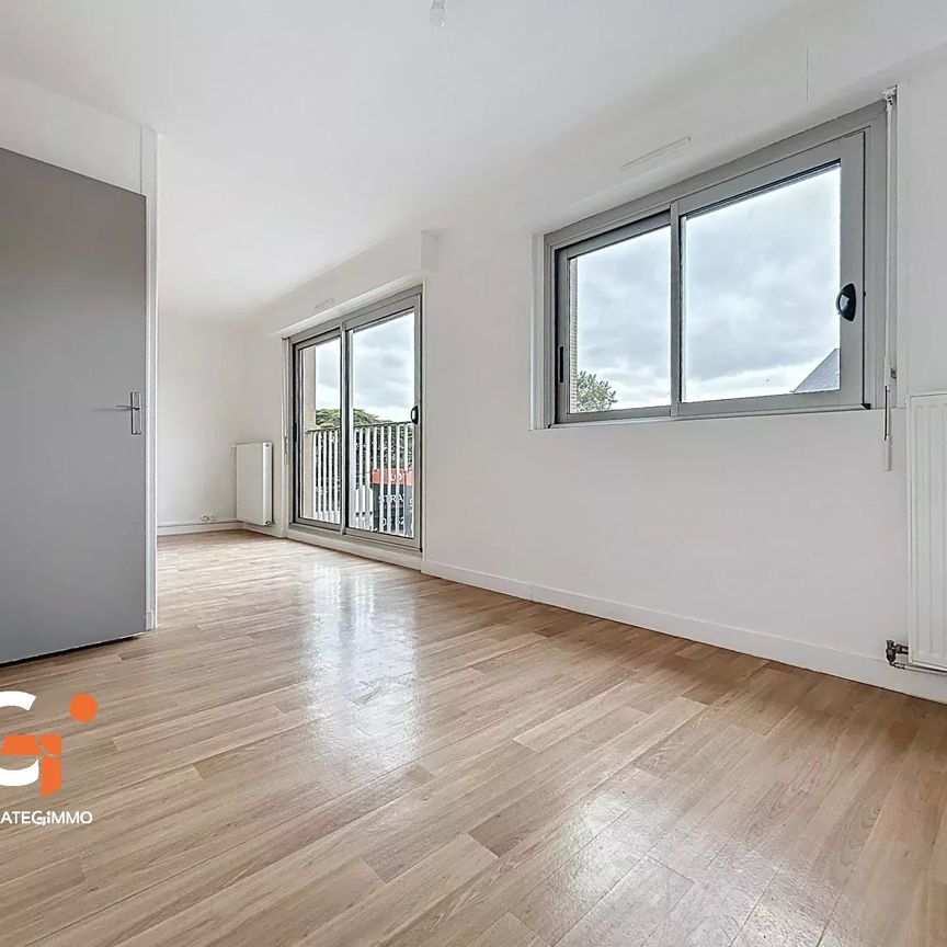 À louer – T2 lumineux en plein centre de Mesnil-Esnard - Photo 1