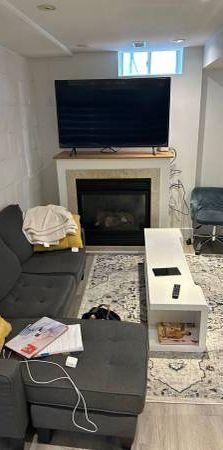 one beautiful bedroom basement for rent - Photo 1