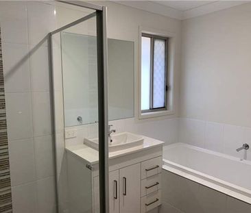 A stylish, easy-care home ready for you! - Photo 5