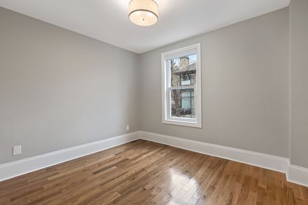 447 Green Avenue, Vanier North, Ottawa, ON - Photo 5
