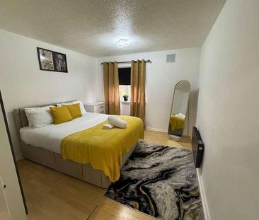 Flat, Waterside, Wheeleys Lane, Birmingham, B15 - Photo 5