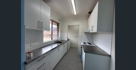 Comfortable 2-Bedroom Apartment in a Convenient Auburn Location!! - Photo 5