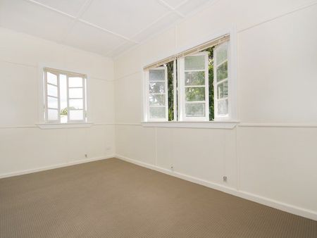 38 Walker Avenue, Morningside QLD 4170 - House For Rent | Domain - Photo 2