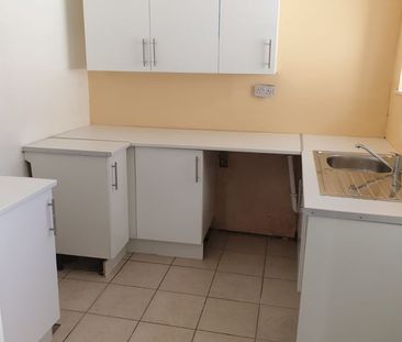 2 Bed Terraced House, Beatrice Street, L20 - Photo 3