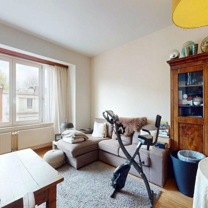 Flat for rent - Photo 1