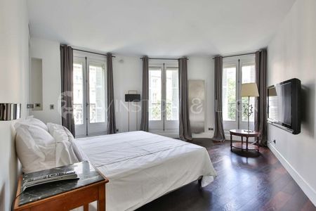 Appartement à louer à Paris 8Ème - Photo 5