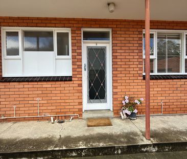 Neat & Convenient Living in the Heart of Northcote - Photo 5