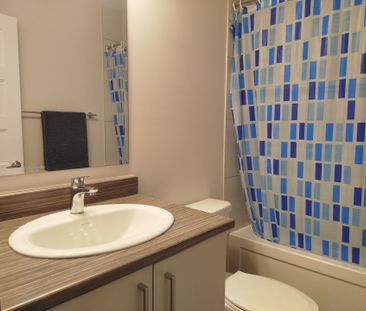 For Lease - 512 BRANCH Street, Barrhaven, Ontario - Photo 2