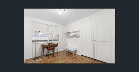 Comfortable Home with Character - Photo 5