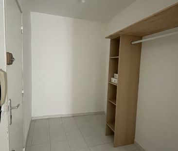 Location appartement T2 de 58,03 m2 centre-ville - Avenue Je - Photo 6