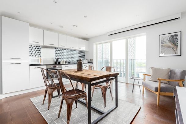 1 Bed Flat, Atkins Square, E8 - Photo 1