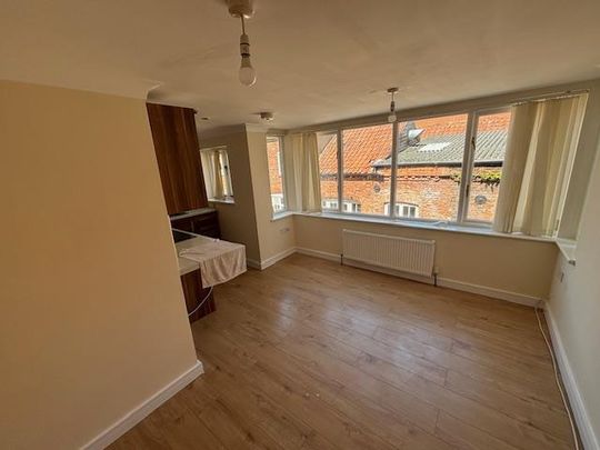 Norwich Street - Photo 1