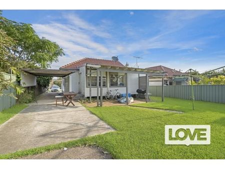 2/34 Cameron St, Jesmond, NSW, 2299 - Photo 4