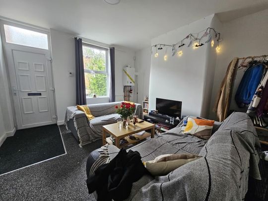 Royal Park Avenue, Hyde Park - Photo 1