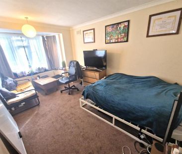 3 bedroom bungalow to rent - Photo 1