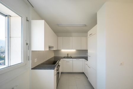 Schöne 4.5 Zimmerwohnung mit fantastischer Aussicht! - Photo 3