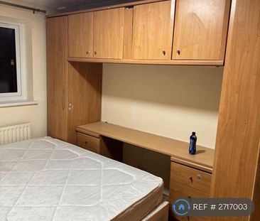 3 bedroom maisonette to rent - Photo 3