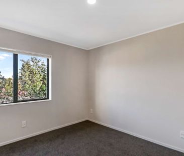 Modern Three Bedroom Home In Goodwood Heights - Photo 4