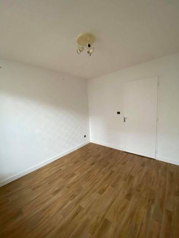 Location Appartement 3 pièces 59m² NANCY 54000 - Photo 2