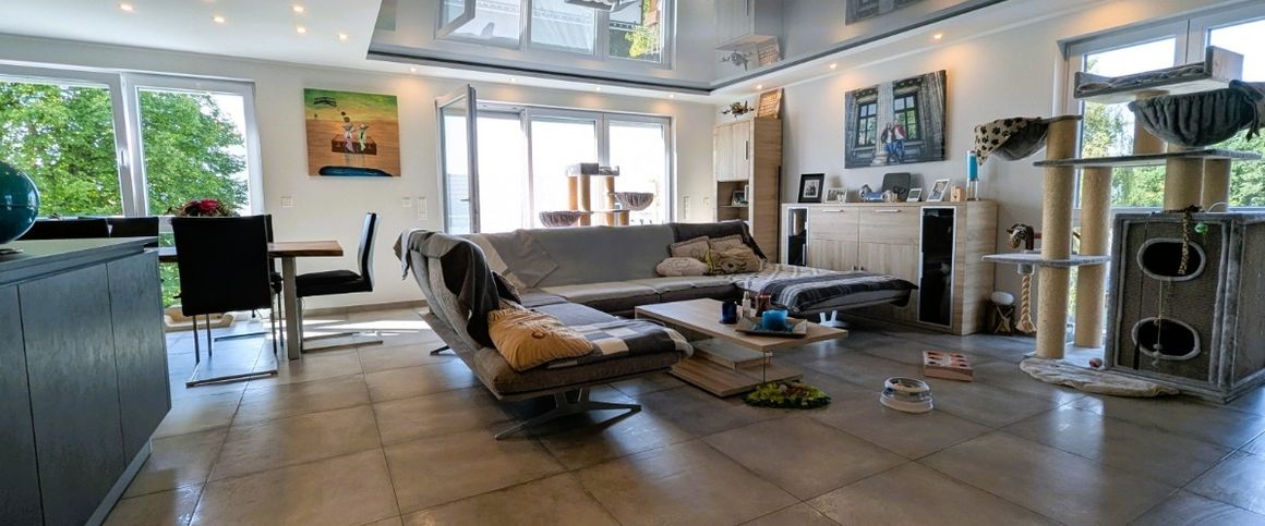 Luxus im Niedrigenergiestandard A+ * Barrierefreie Neubauwohnung, 2 Balkone + hochwertige Küche - Foto 1